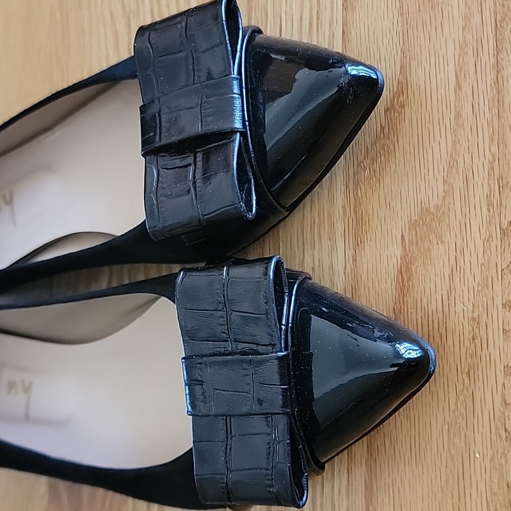 fs/ny Black Leather Women's Flats with Bow Detail - Picture 4 of 11